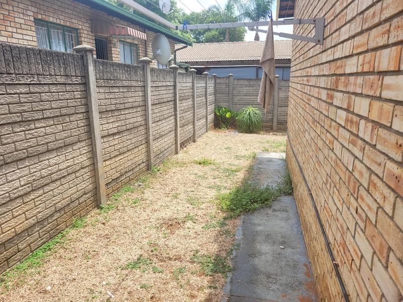 To Let 3 Bedroom Property for Rent in Geelhoutpark Ext 6 North West